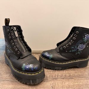 Dr. Martens Sinclair Floral platform